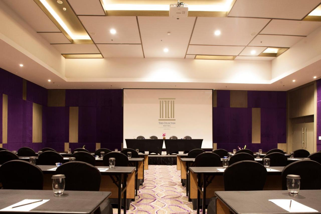 Swiss-Belinn Чікаранґ Екстер'єр фото