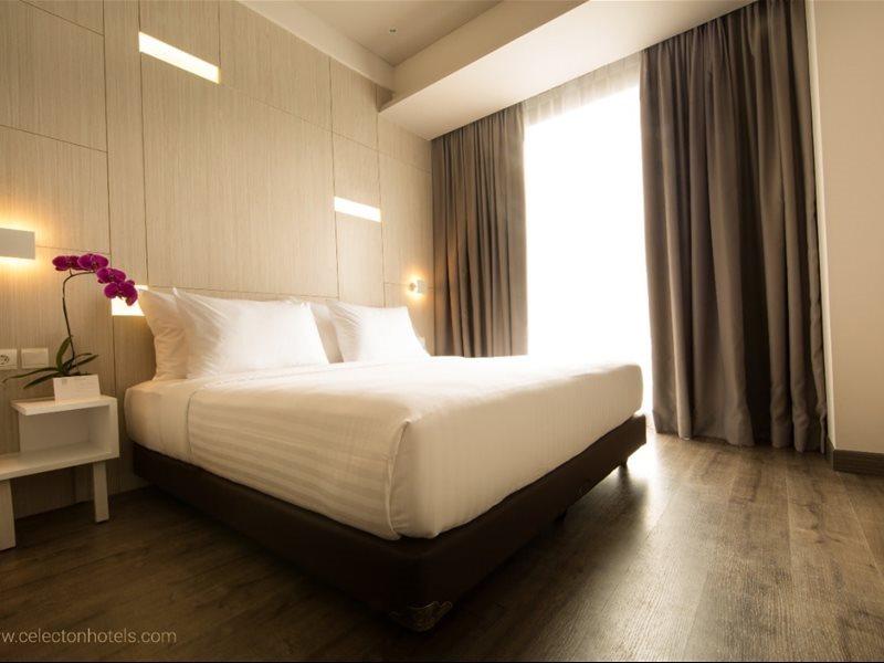 Swiss-Belinn Чікаранґ Екстер'єр фото